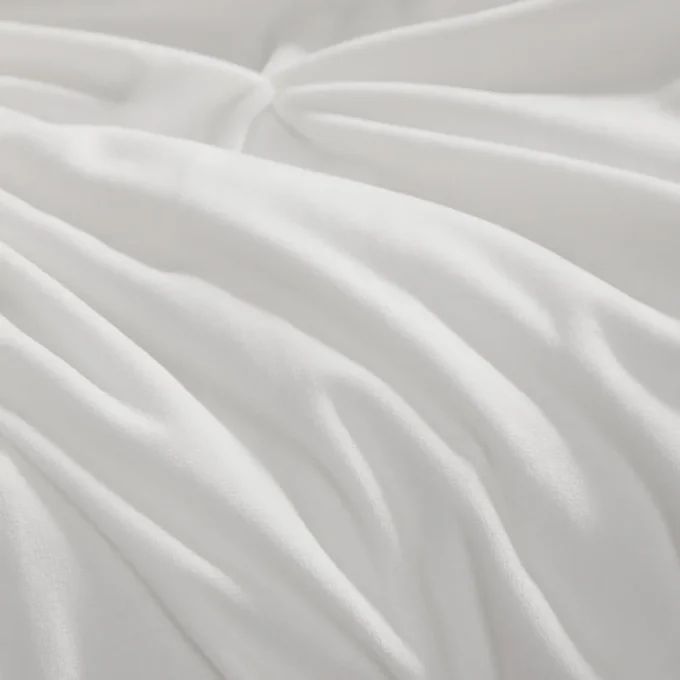 Kiss Pleat Micromink Comforter Set