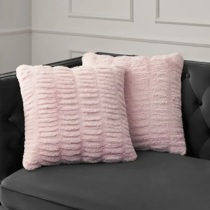 Pleated Faux Fur Decorative Pillow Pleated Faux Fur Decorative Pillow