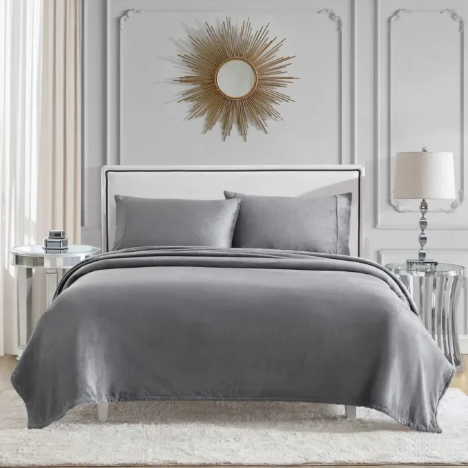 Solid Plush Sheet Set Solid Plush Sheet Set